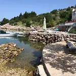 Petra * Starigrad Paklenica