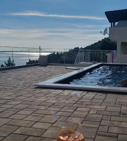 Apartman Petra *