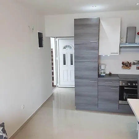 Apartment Petra