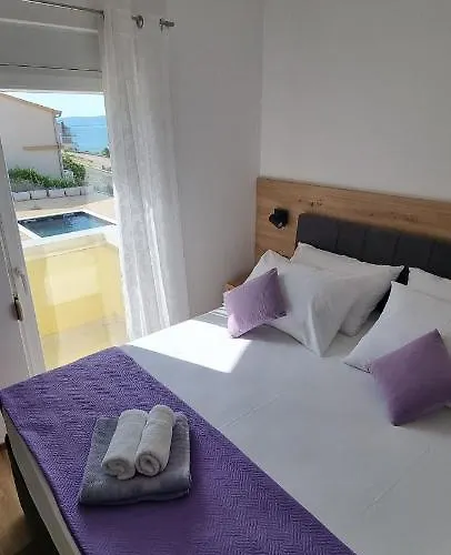Petra Apartment
